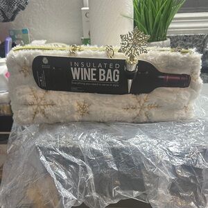 White and Gold Insulated Wine Bag